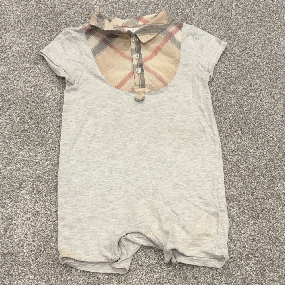Burberry Baby Romper, light grey with check detailing, 12M